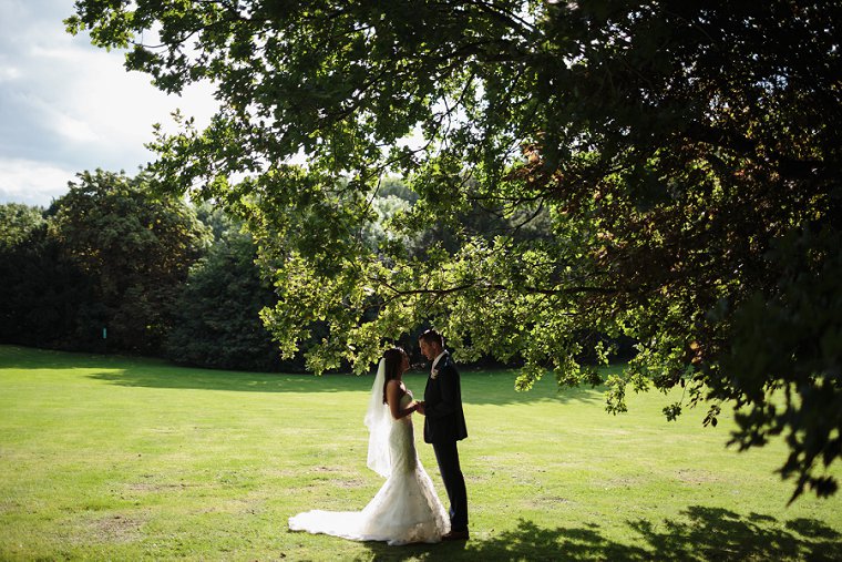 Brandshatch Place Wedding Photography 046