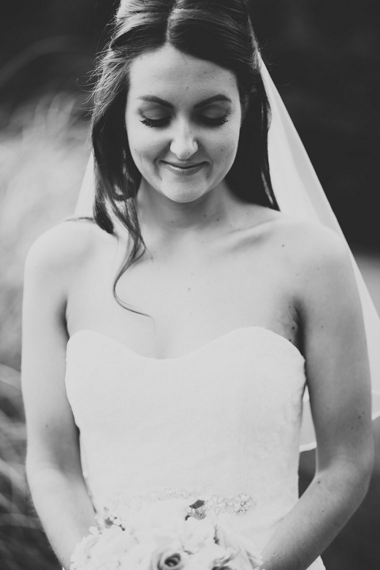 Brandshatch Place Wedding Photography 053