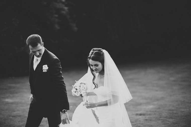 Brandshatch Place Wedding Photography 055